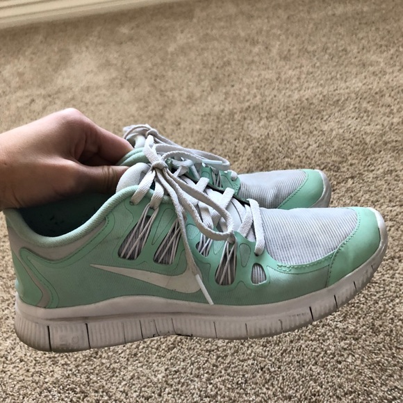CUSTOM Women’s nike Free 5.0 leopard and mint green size 8